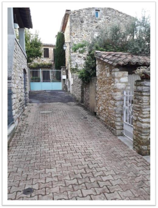 Charming Small House Close To Uzes Foissac  Bagian luar foto